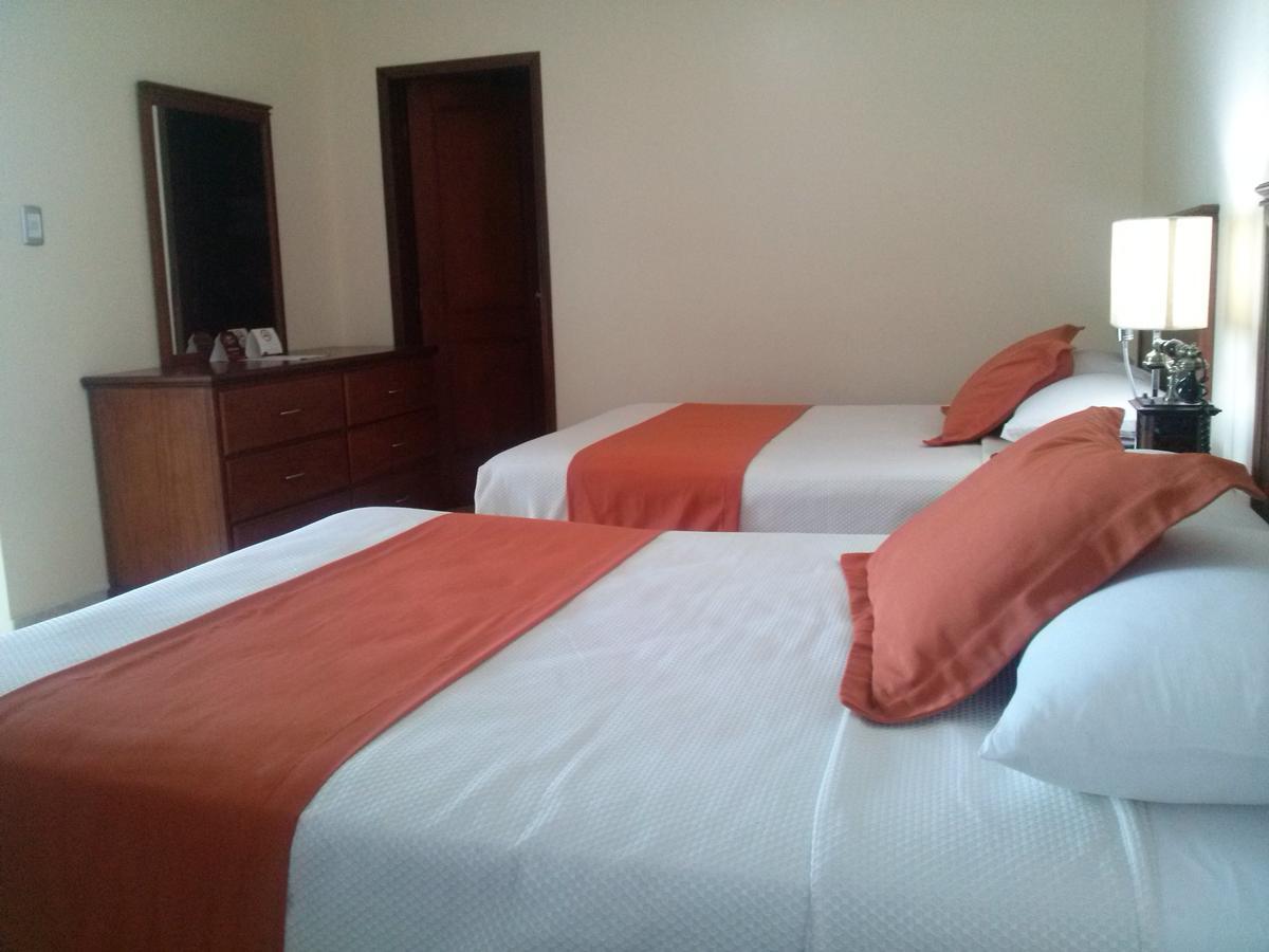 Hotel El Marques Atacames Bagian luar foto