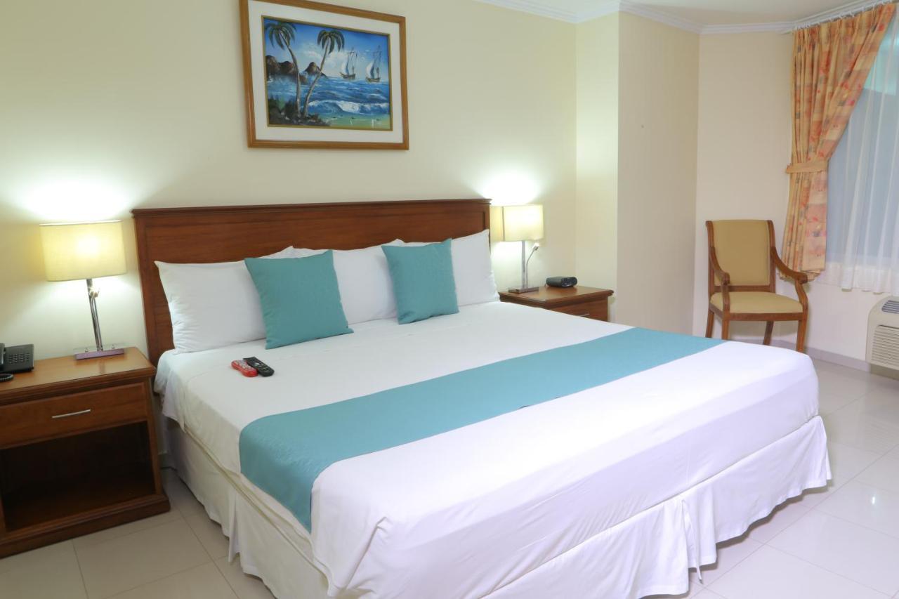 Hotel El Marques Atacames Bagian luar foto